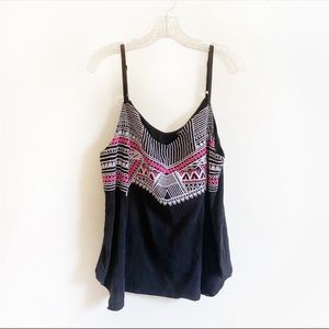Torrid tank top black handkerchief pink white geometric embroidery